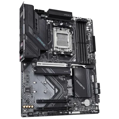 GIGABYTE X870 GAMING WIFI6 Placa Base - Compatible con CPUs AMD