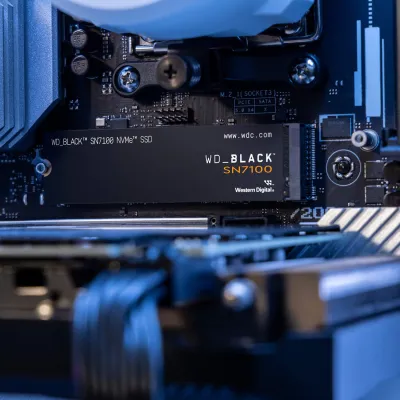 Western Digital WD_BLACK SN7100 SSD 500GB 7250MB/s NVMe PCIe 4.0 Western Digital WD_BLACK SN7100 SSD 500GB 7250MB/s NVMe PCIe 4.0