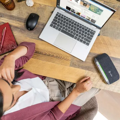 HP Altavoz Portátil para Conferencias Poly Sync 20-M para