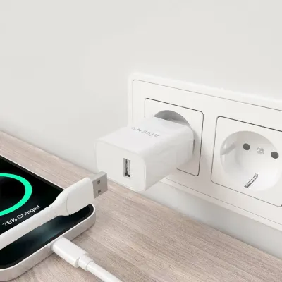 Cargador de Pared Aisens A110-0853/ 1xUSB/ 10.5W Cargador de Pared Aisens A110-0853/ 1xUSB/ 10.5W