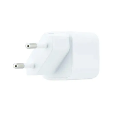 CoolBox Cargador USB-C de 20W con tecnología GaN QC3.0 + USB-A CoolBox Cargador USB-C de 20W con tecnología GaN QC3.0 + USB-A
