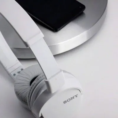 Auriculares Sony MDRZX110APW/ con Micrófono/ Jack 3.5/ Blancos Auriculares Sony MDRZX110APW/ con Micrófono/ Jack 3.5/ Blancos