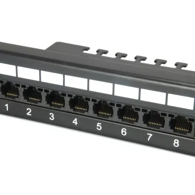 Equip Panel de Parcheo 24 Puertos Cat 6 sin Blindaje Equip Panel de Parcheo 24 Puertos Cat 6 sin Blindaje