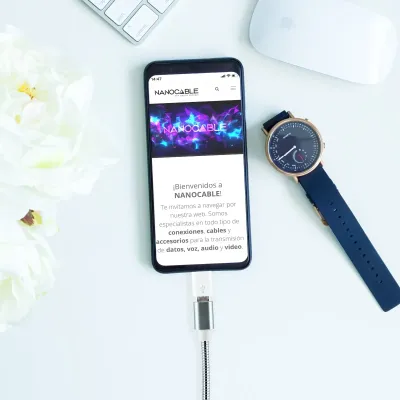 Nanocable Adaptador Lightning a Micro USB Blanco