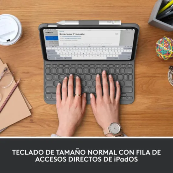 Logitech Slim Folio Funda Gris con Teclado para iPad 10th Generación